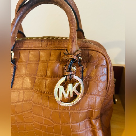 Michael Kors Brown Satchel Croc UNIQUE - Picture 2 of 10
